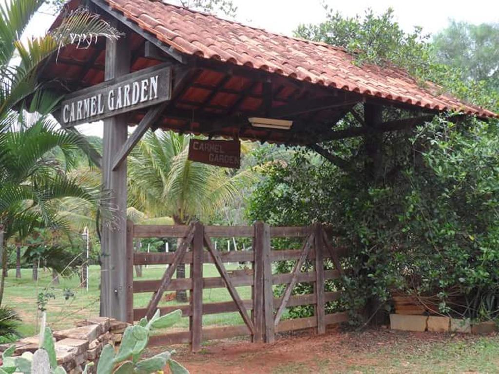 Hotel Pousada Carmel Garden Pirenópolis Exterior foto